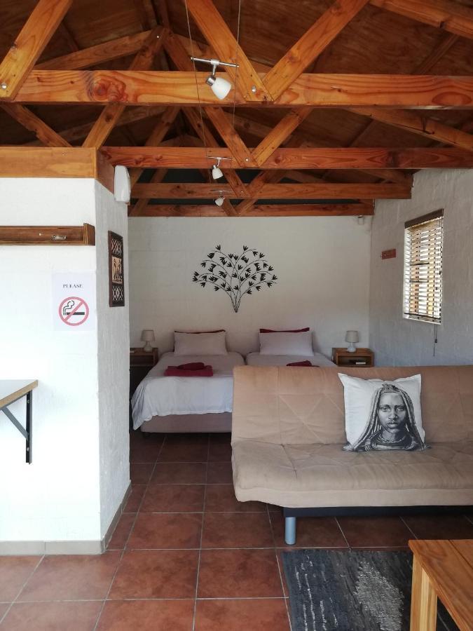 Appartamento Walvis Bay Backpackers & Self-Catering Esterno foto